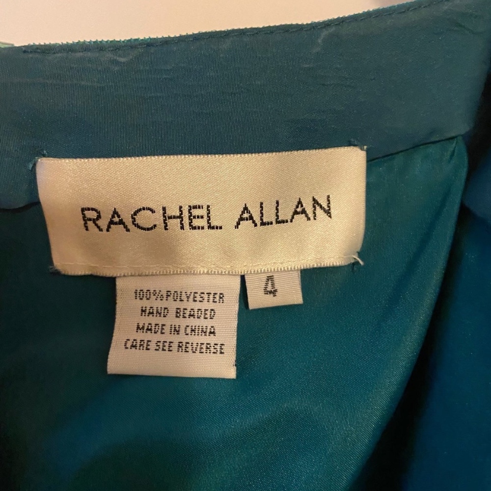 Dress - Picture 9 of 9